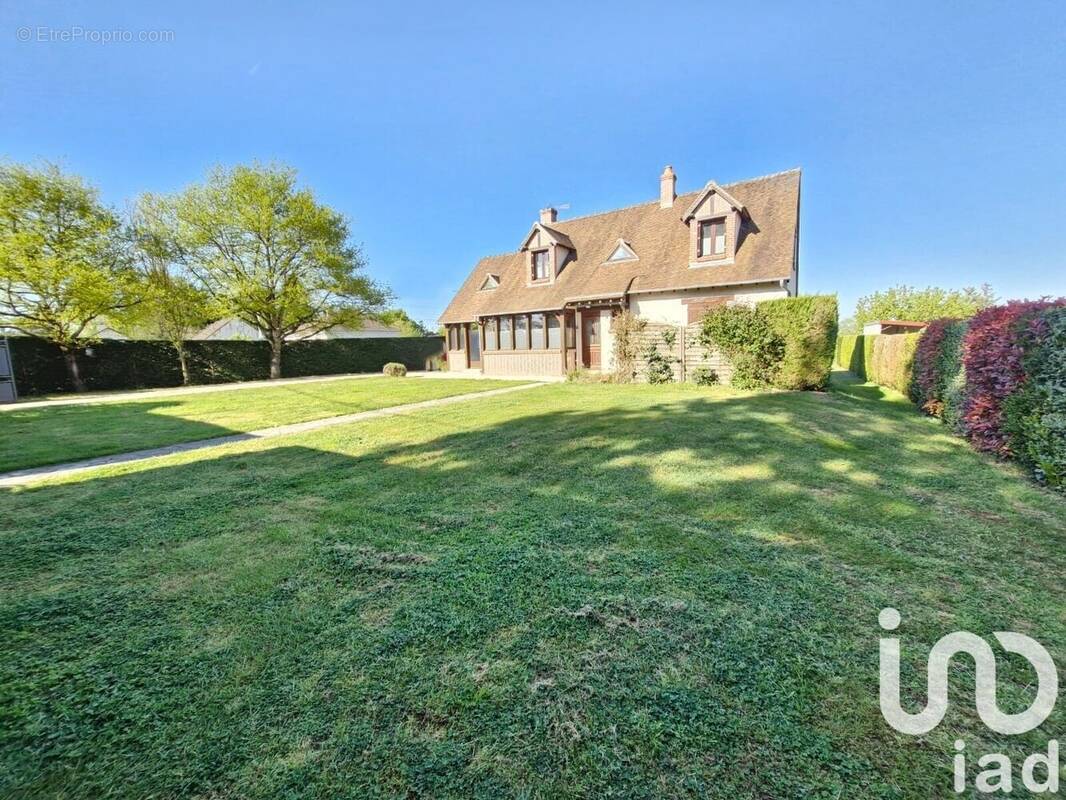 Photo 1 - Maison à LES BORDES