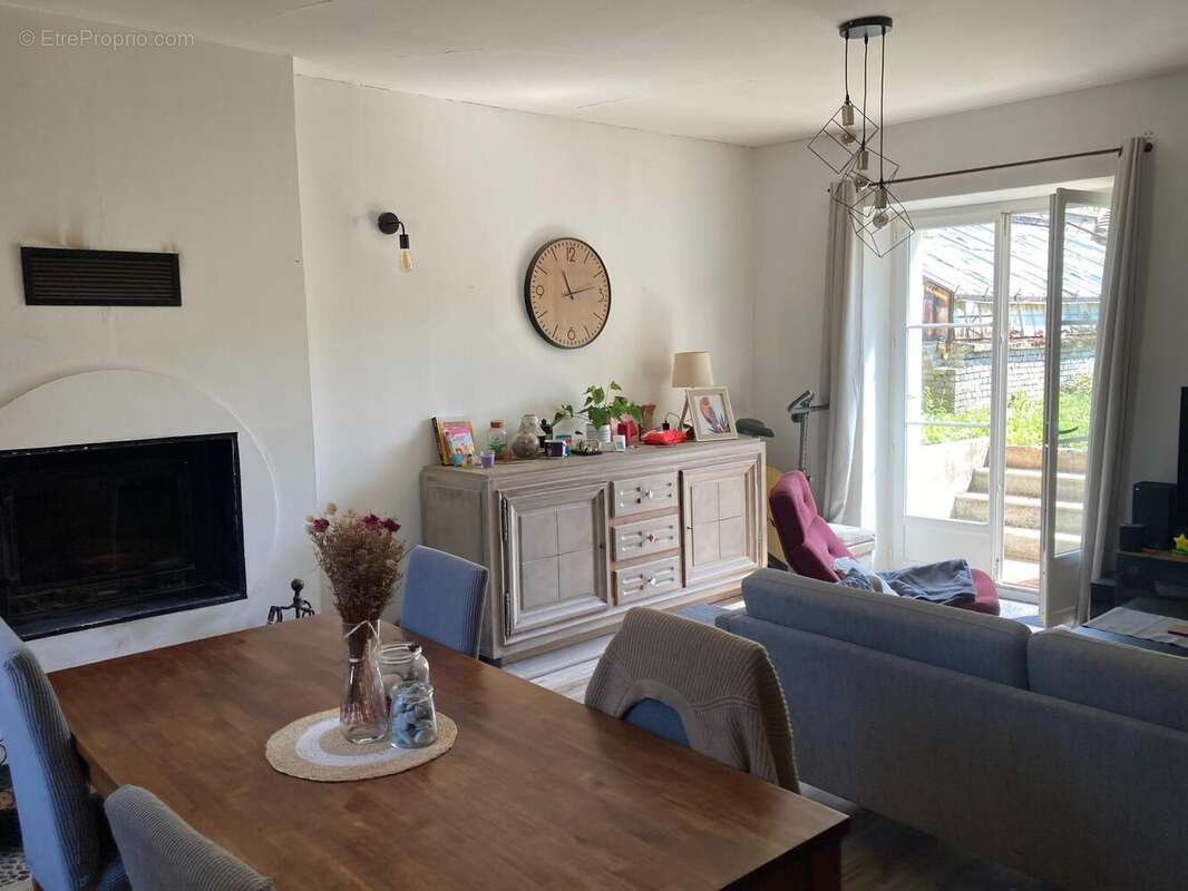 Photo 3 - Maison à SAINTE-COLOMBE-SUR-SEINE