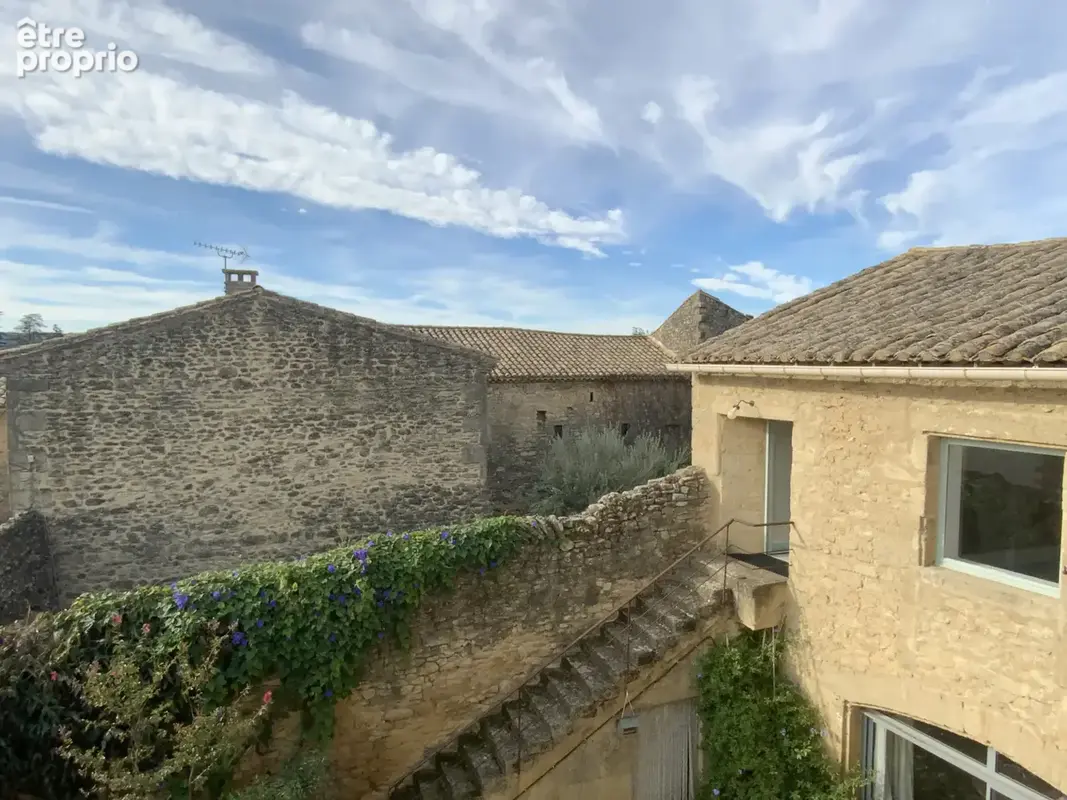 Demeure de caractère en pierre de 1790   Un lieu singulier aux multiples possibilités - photo 3