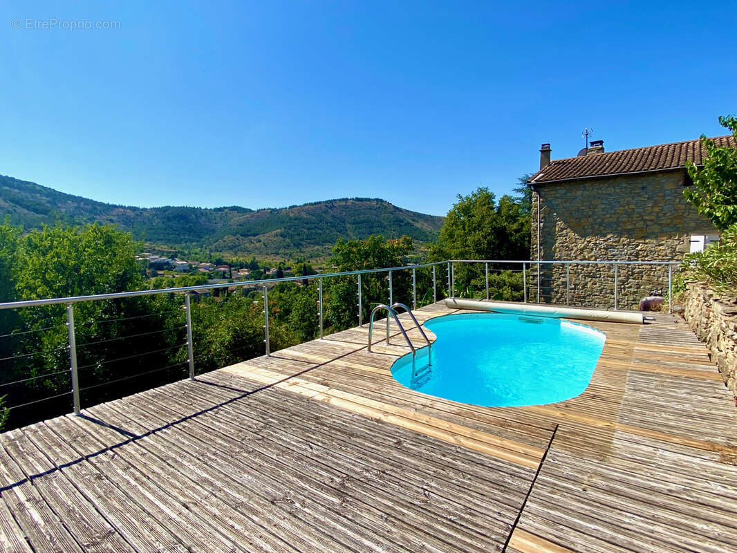 Maison à AUBENAS