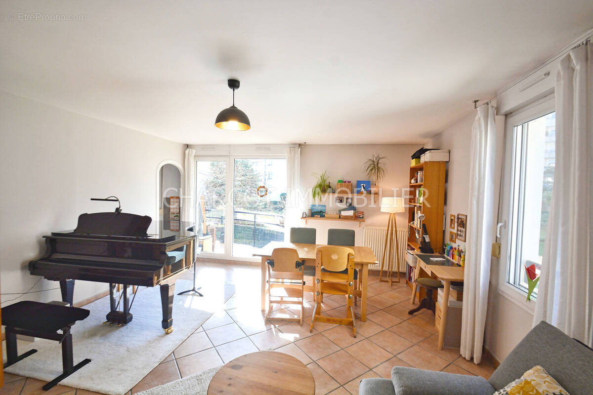 Appartement à LYON-9E
