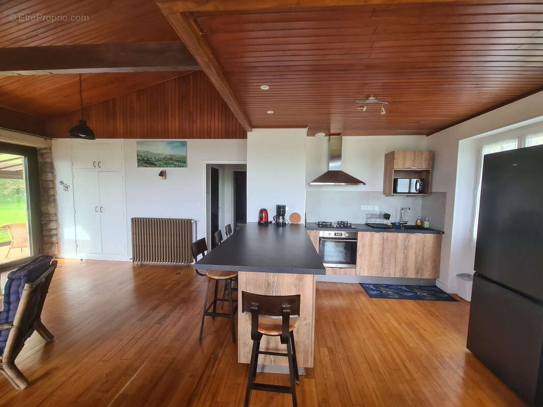 Maison à SAINT-GENIEZ-D'OLT