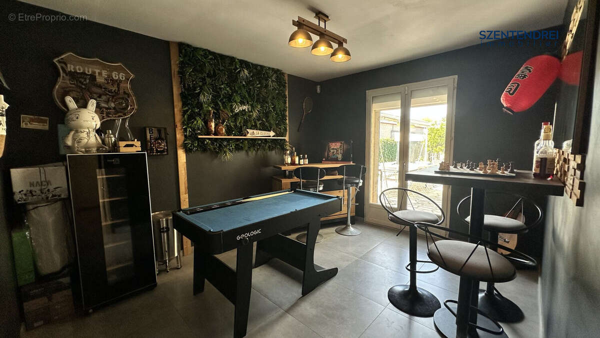 Maison T5 avec grand jardin à Lunel-Viel - Maison à LUNEL-VIEL