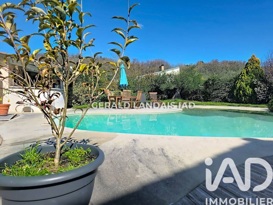 Photo 1 - Maison à CALMONT