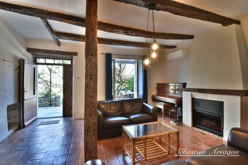 Maison à FONTANES-DU-CAUSSE