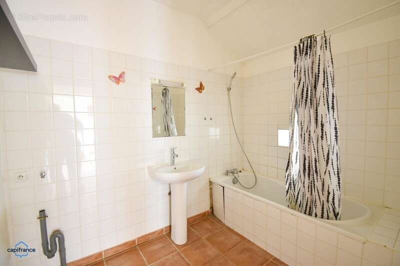 Appartement à MEUSNES
