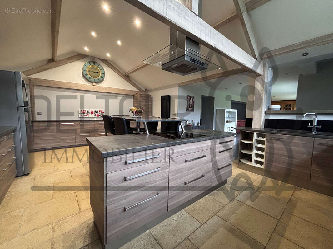 Maison à FAREMOUTIERS