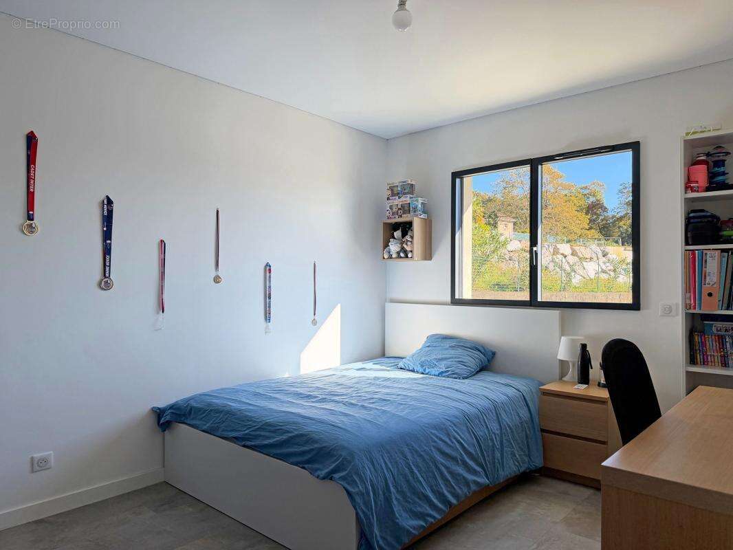 Maison à SERRES-MORLAAS