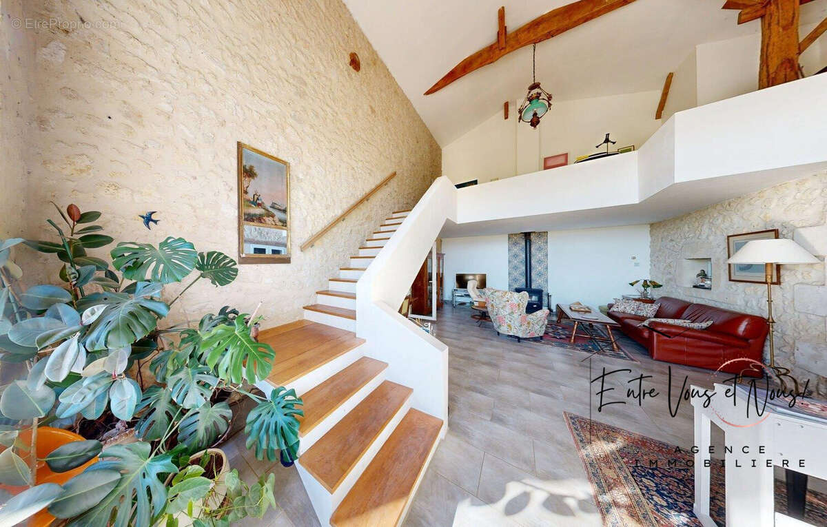 M1-M2 SALON CATHÉDRALE 1/3 - Maison à BAZAS