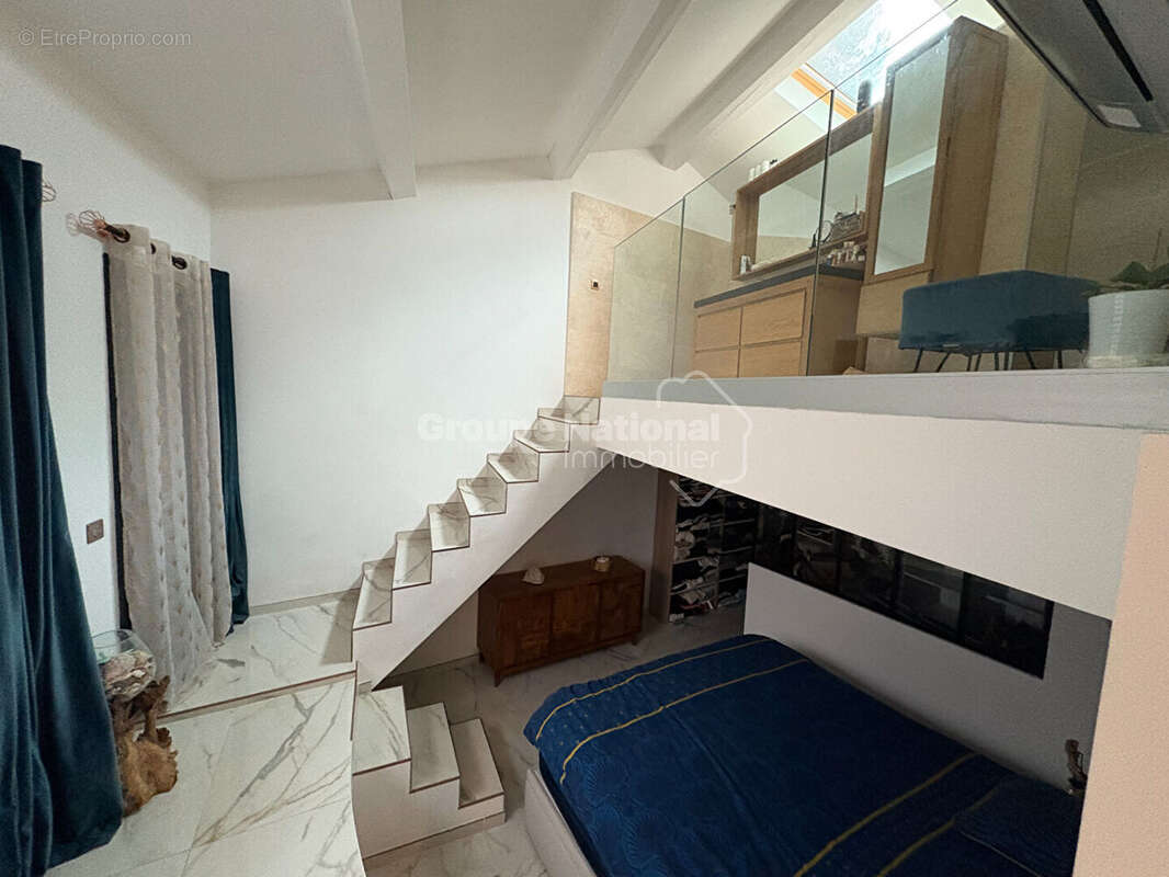Villa T5 de 190 m2 avec piscine proche mer - photo 10