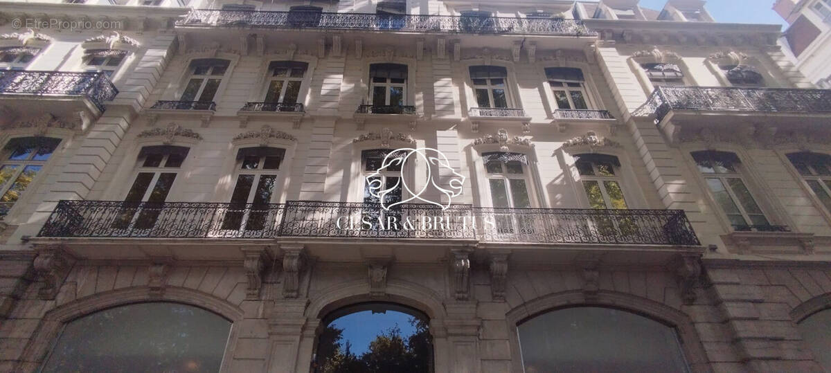 Facad de l'immeuble - Appartement à LYON-6E