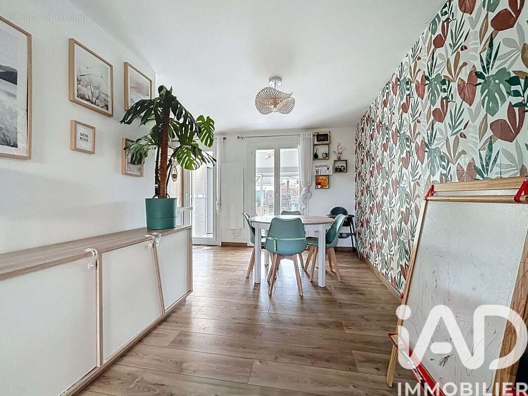 Photo 8 - Maison à OSNY