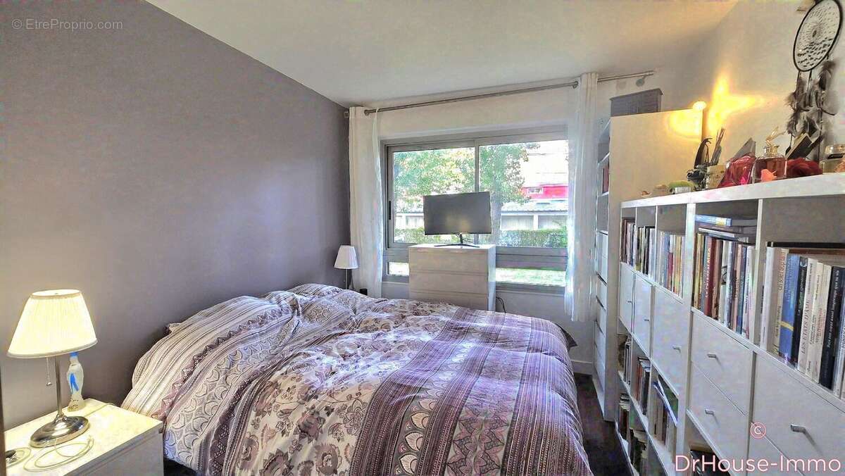 Appartement à AUBERVILLIERS