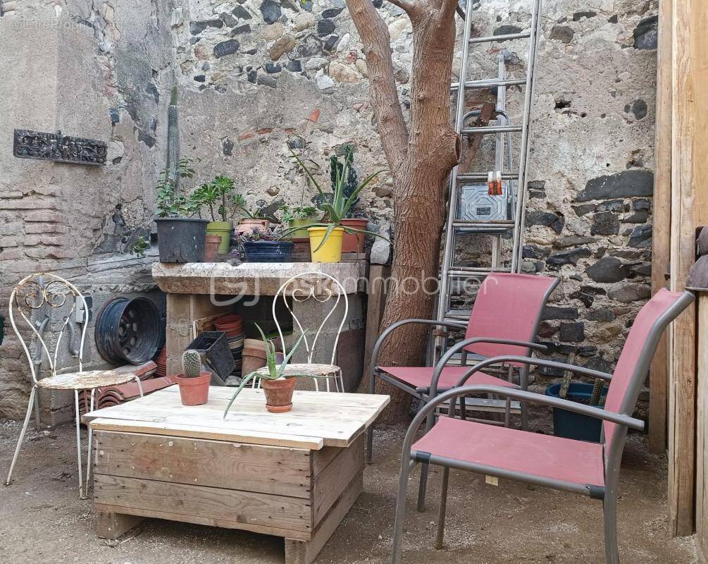 Maison à CASES-DE-PENE