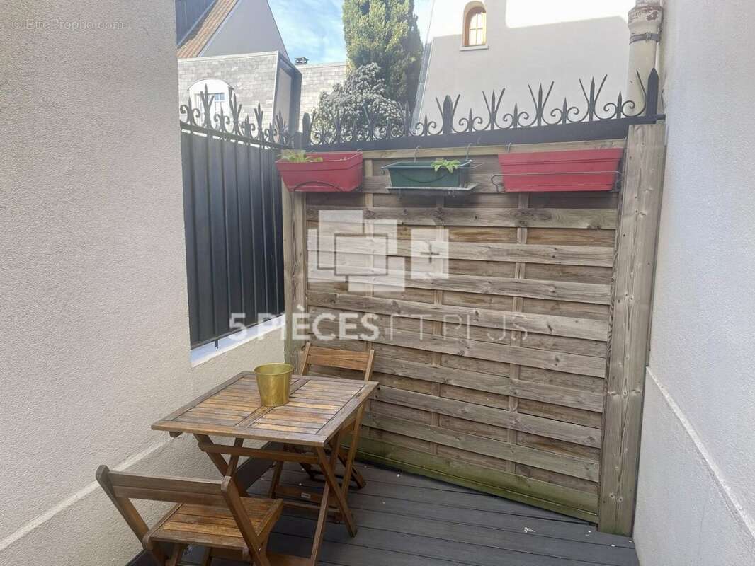 Appartement à BOIS-COLOMBES