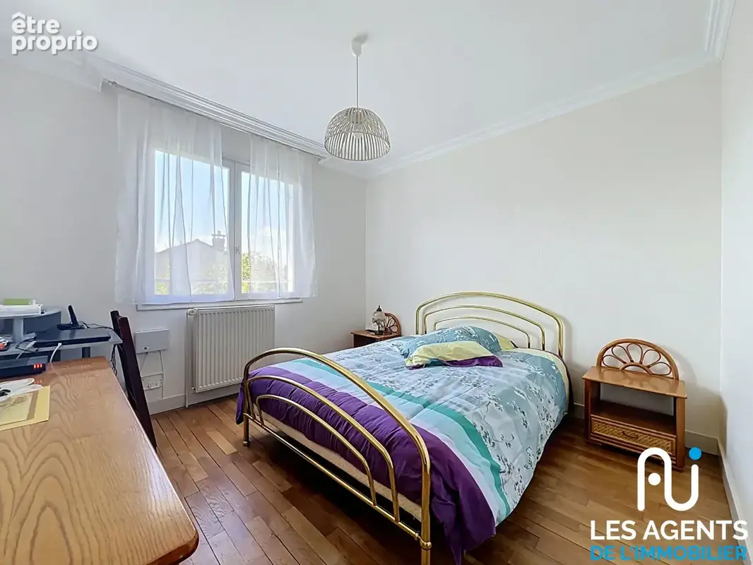 Maison Saint Denis De L'Hôtel 6 pièce(s) - photo 9
