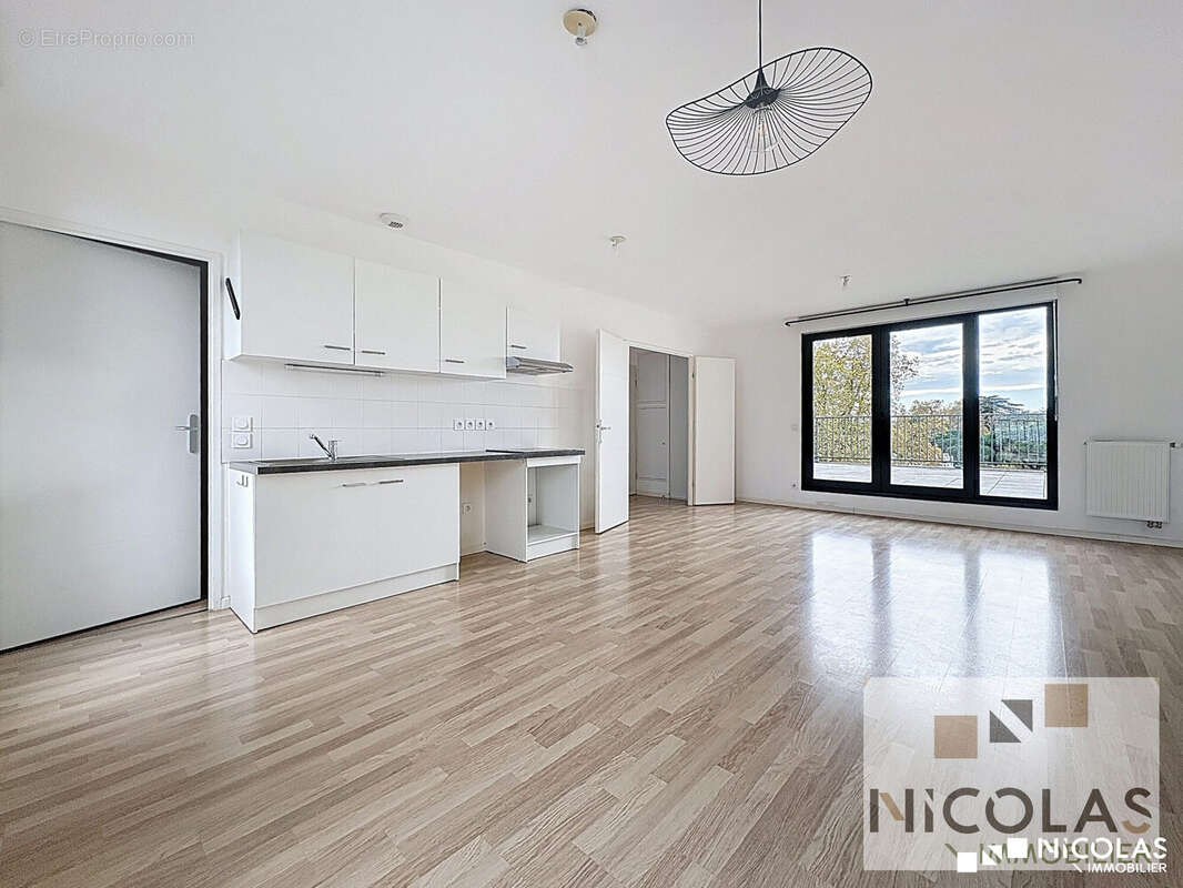 Appartement à BORDEAUX