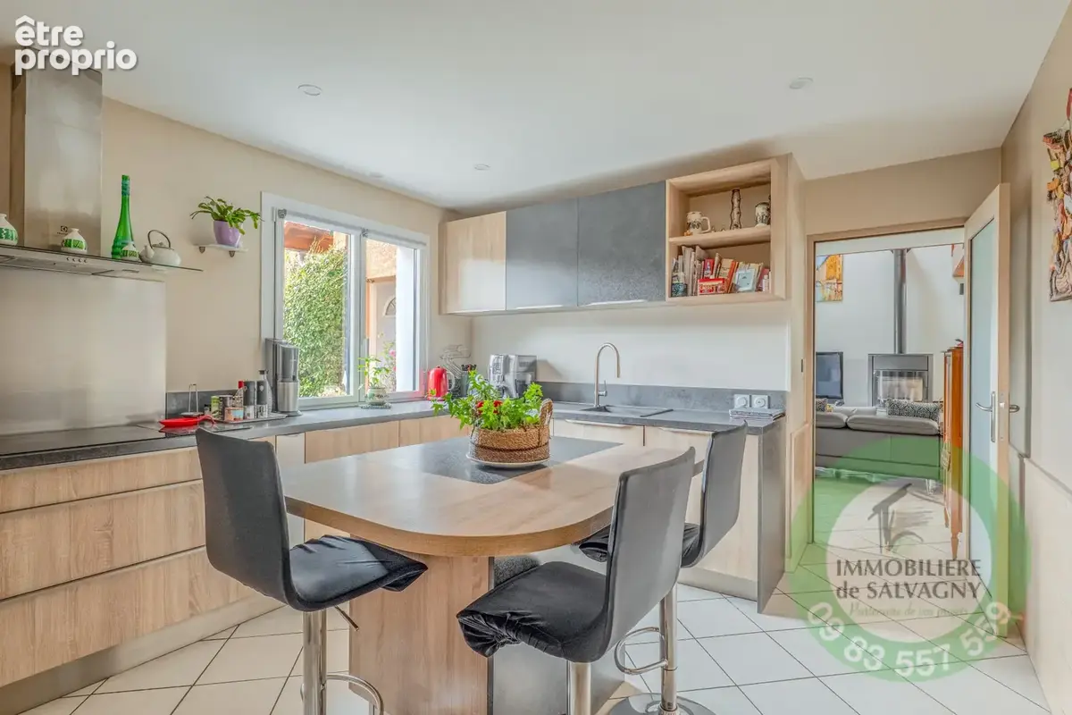 A vendre villa familiale en excellent état avec piscine chauffée - photo 7