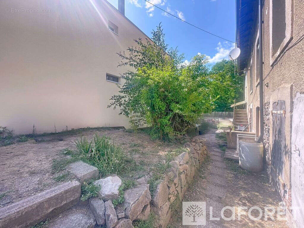 Maison à SAINTE-FLORINE