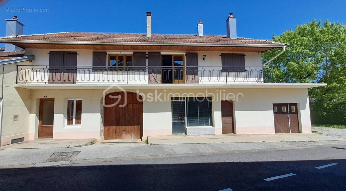 Maison à EQUEVILLON