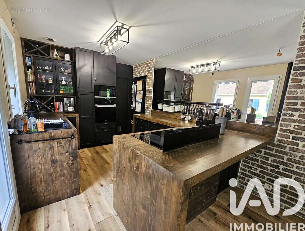 Photo 6 - Maison à LA CELLE-LES-BORDES