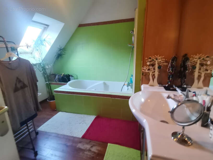 Maison à AZAY-LE-RIDEAU