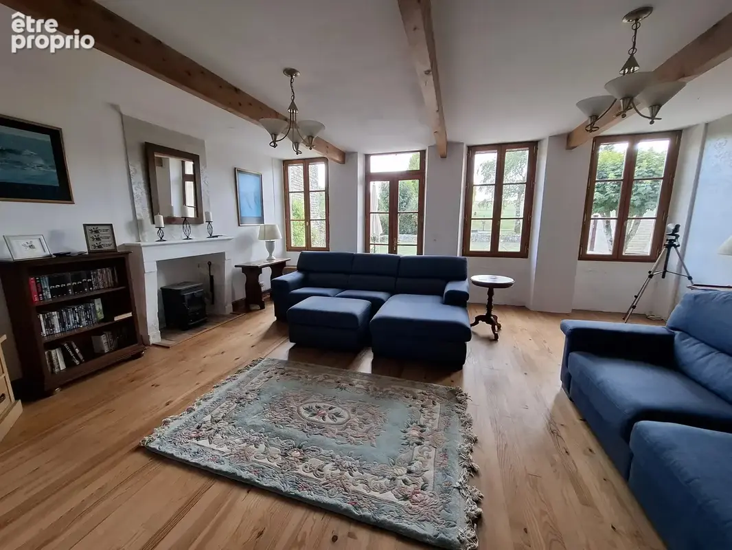 Maison 4 chambres impeccablement entretenue avec vue imprenable sur la campagne - photo 3