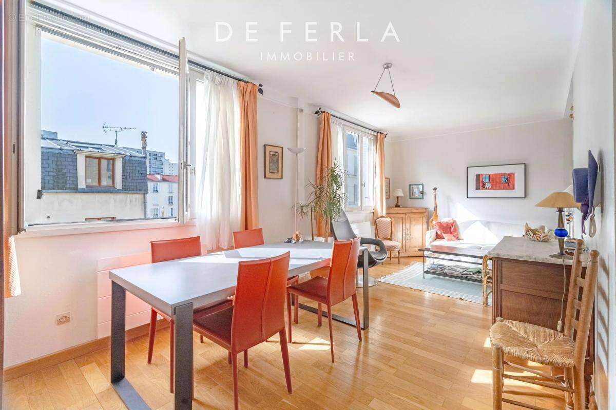 Appartement à PARIS-14E