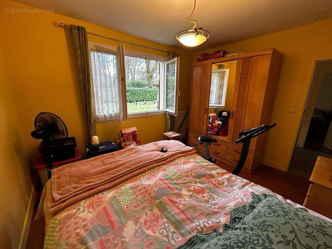 Maison à SAINT-PIERRE-DU-MONT