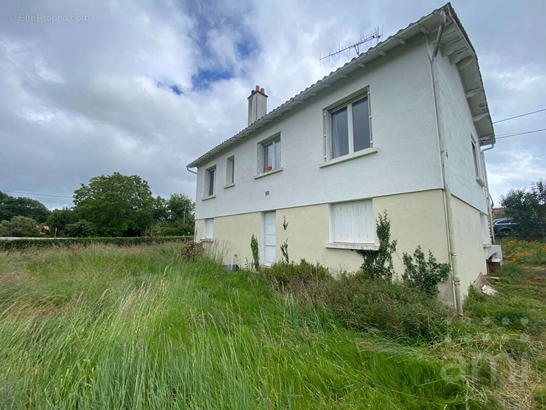 Maison Le Vanneau Irleau 5 pièces - 82 m2 - photo 11
