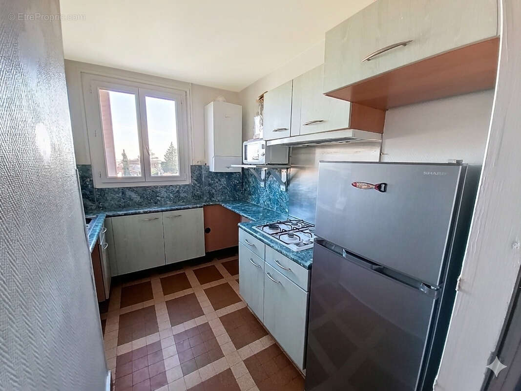 Appartement à SATHONAY-CAMP