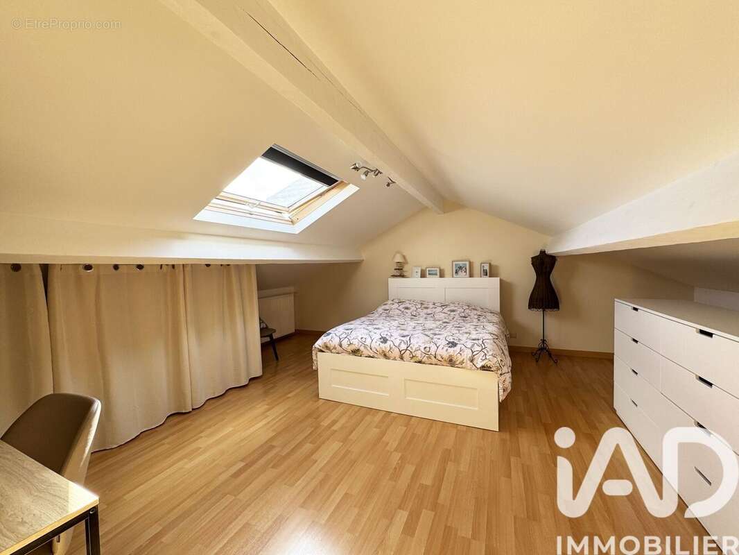 Maison 92 m² à Carnetin  - photo 6