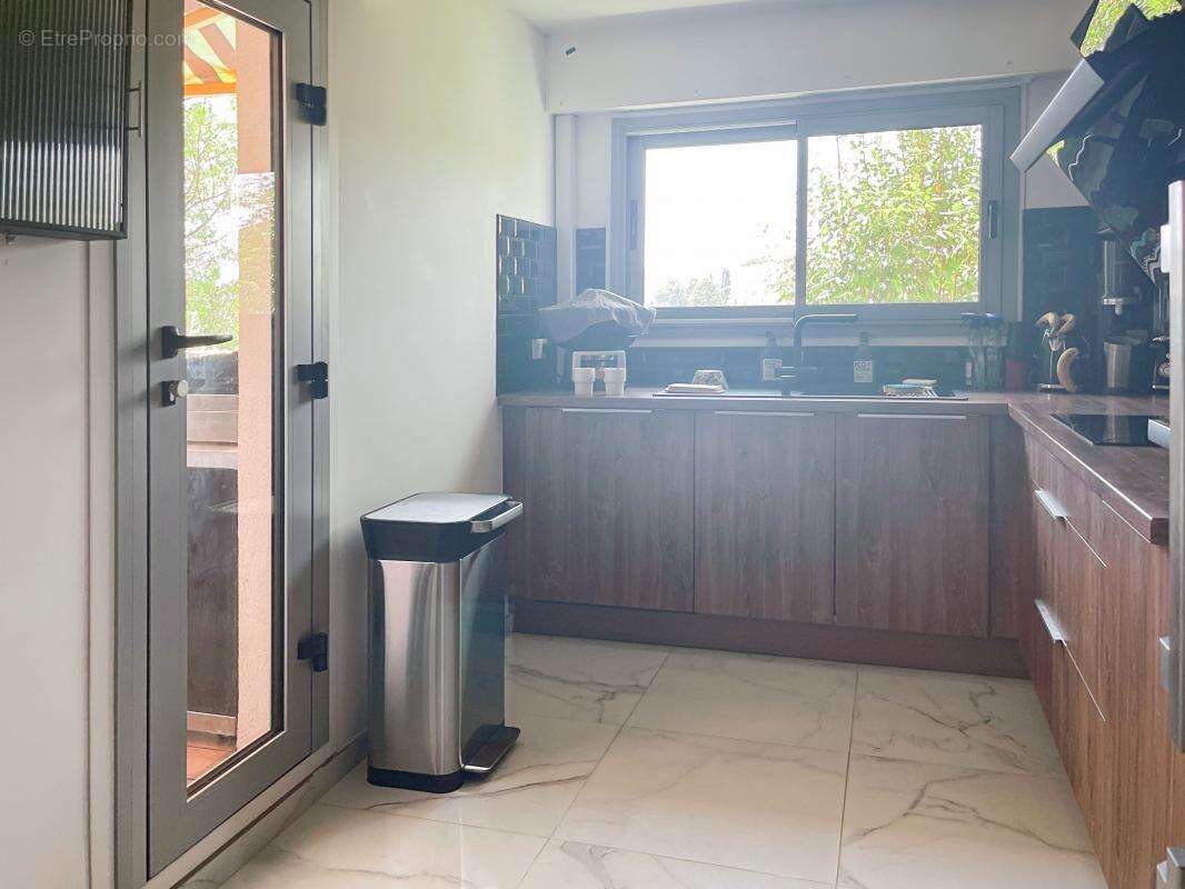 Appartement à HYERES