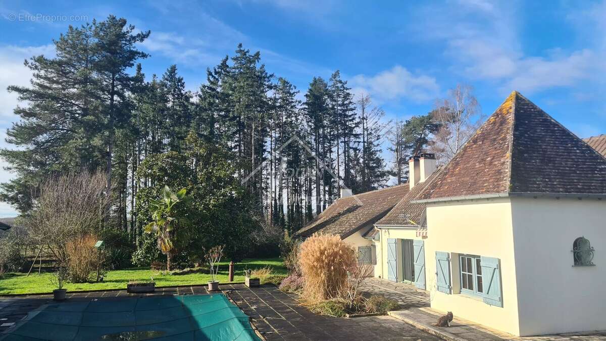 Maison à SAINT-PLAISIR