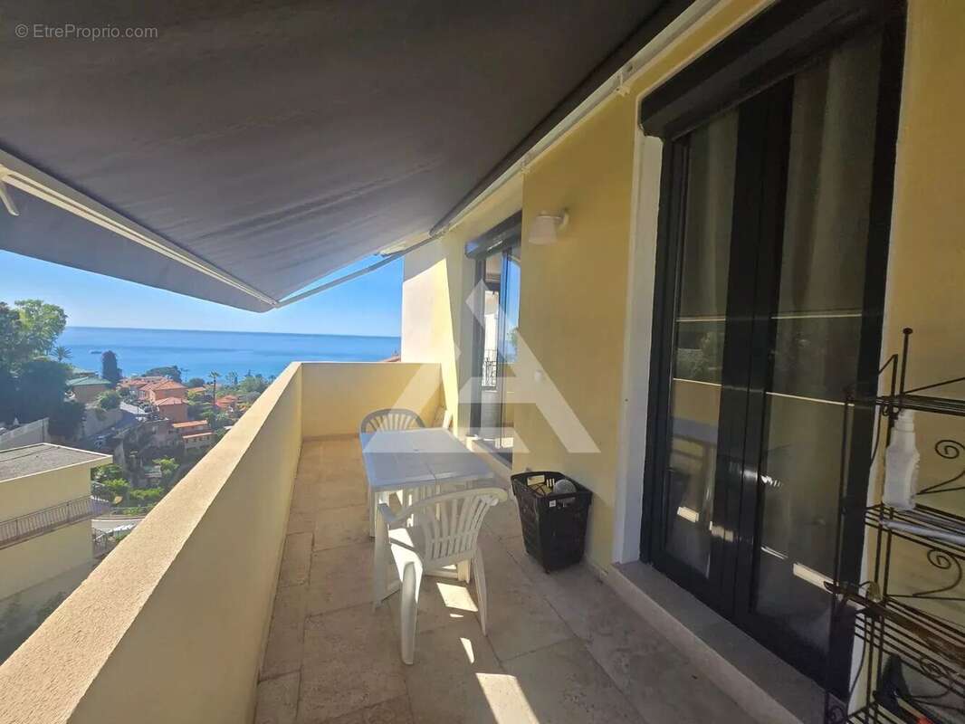 Appartement à ROQUEBRUNE-CAP-MARTIN