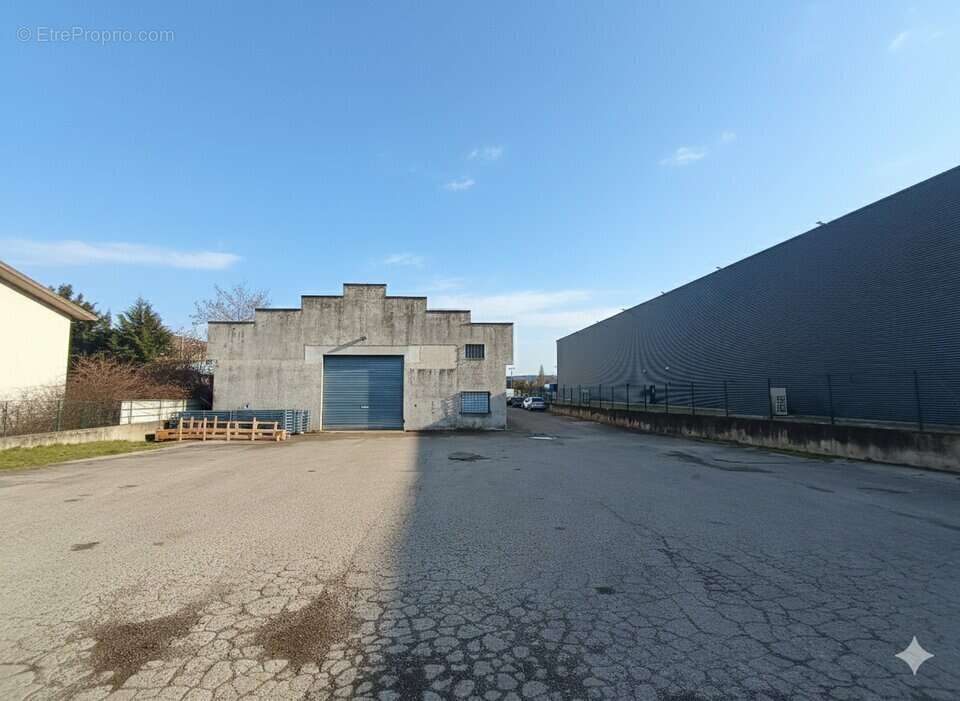 Autre à LA VERPILLIERE