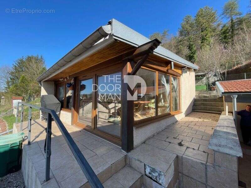 Maison à ROCHES-BETTAINCOURT