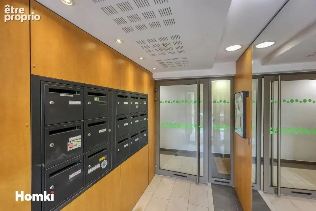 Appartement T3 de 65 m² -terrasse,–garage–ascenseur à La Valette-du-Var 83160, Rue Hermes - photo 14