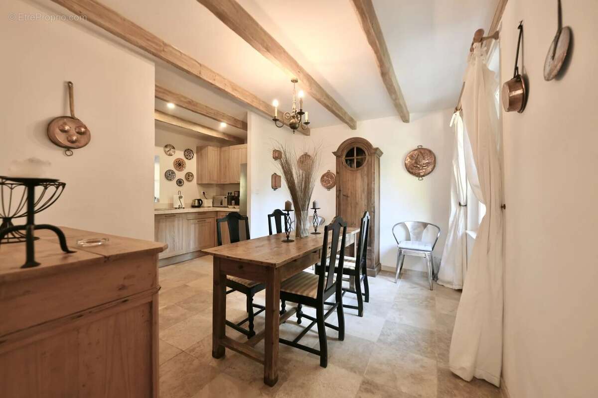 Maison à UZES