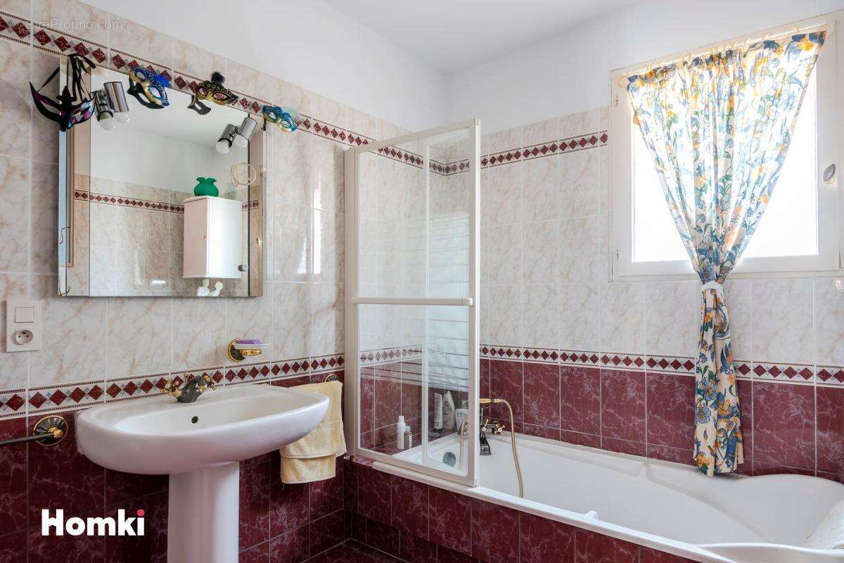 Maison de ville T3 de 83 m2 à Lespignan 34710 - photo 10