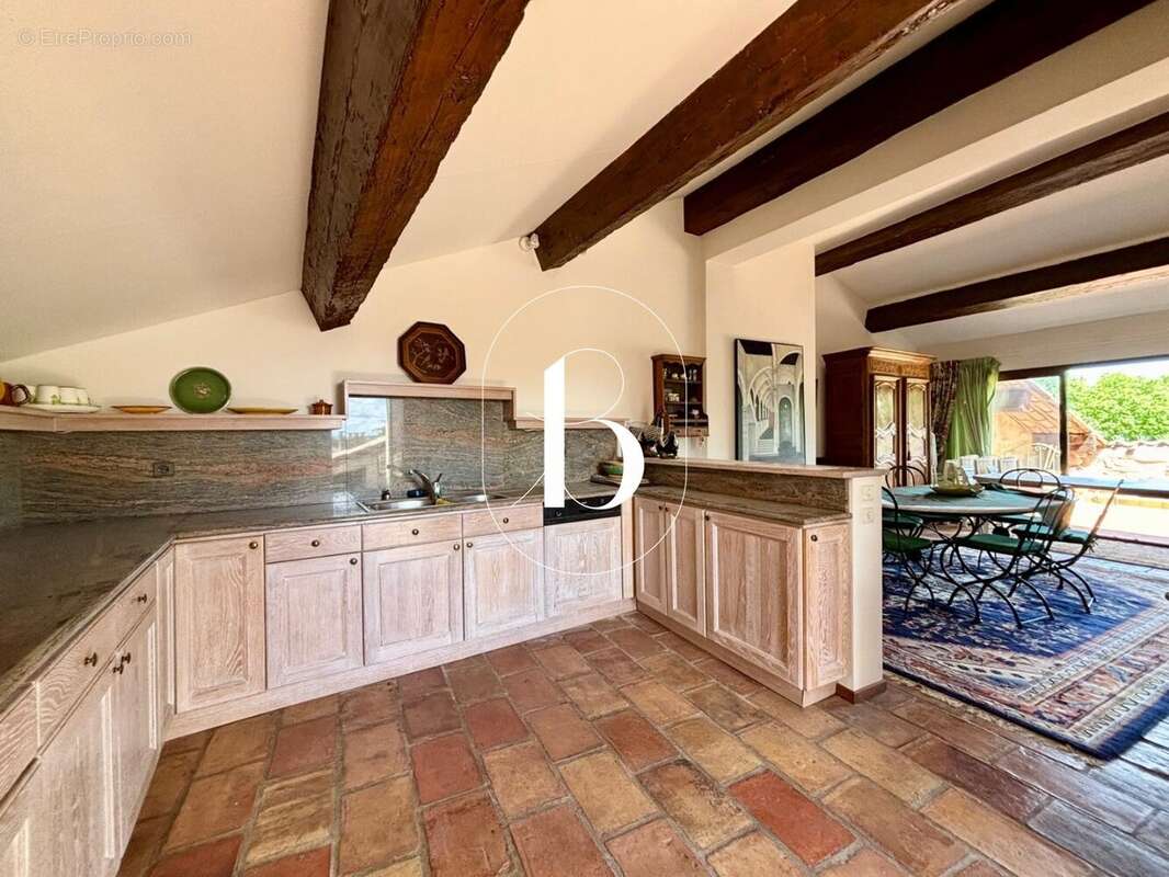 Appartement à UZES