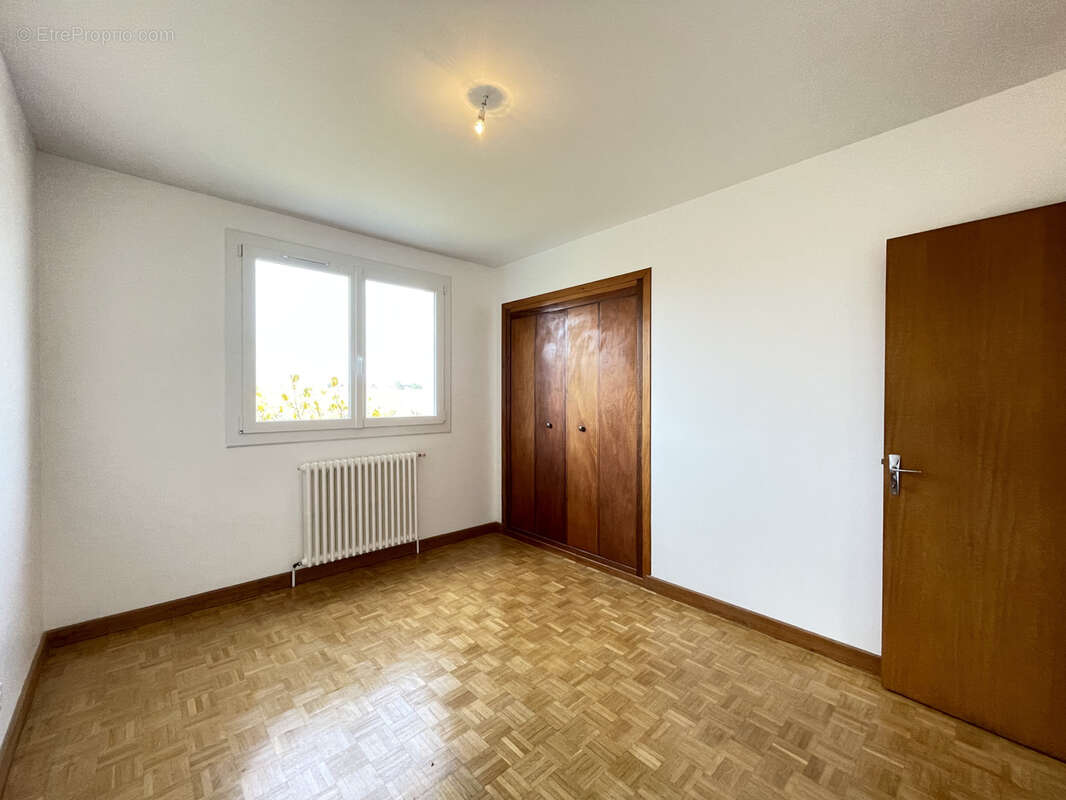 Maison à CONFOLENS