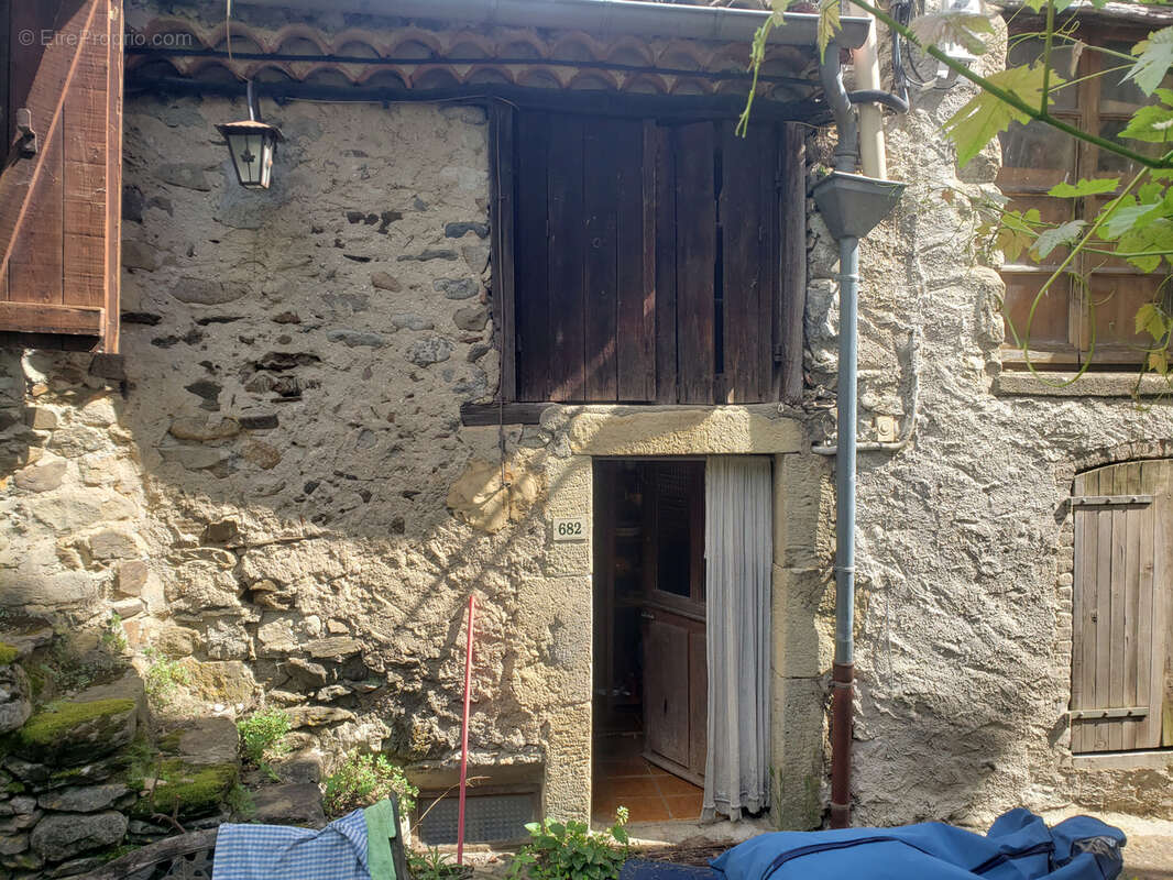 Maison à SAINT-FORTUNAT-SUR-EYRIEUX