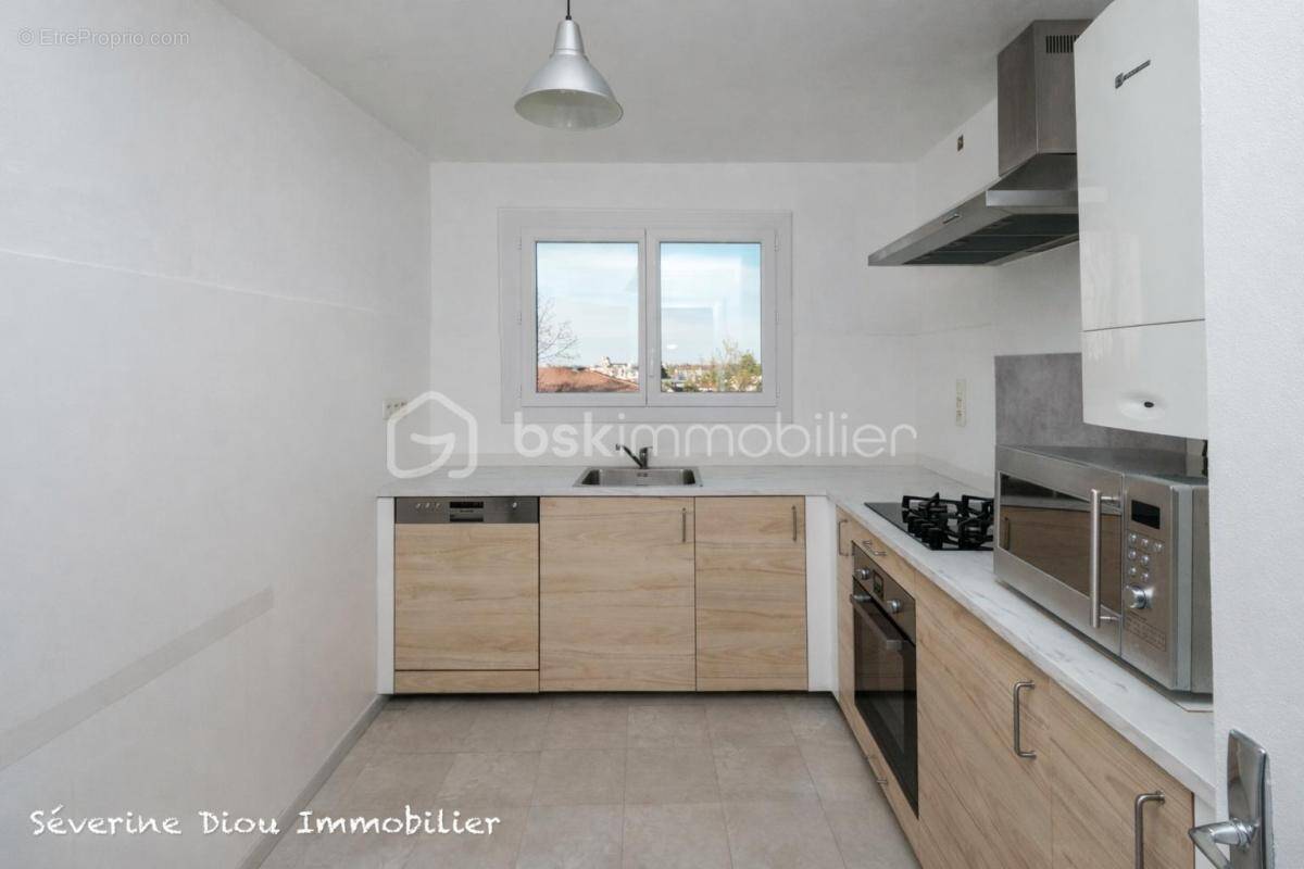 Appartement à BILLERE