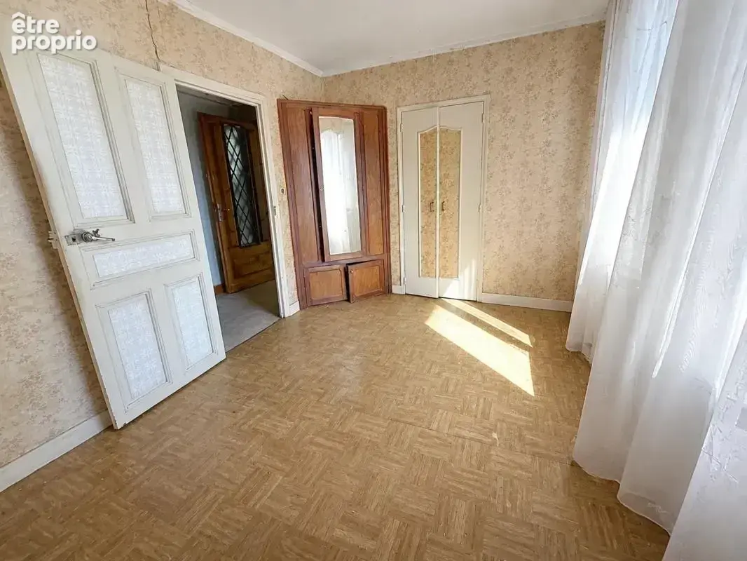 Maison de 160 m² à Murviel-lès-Béziers à rénover - photo 2