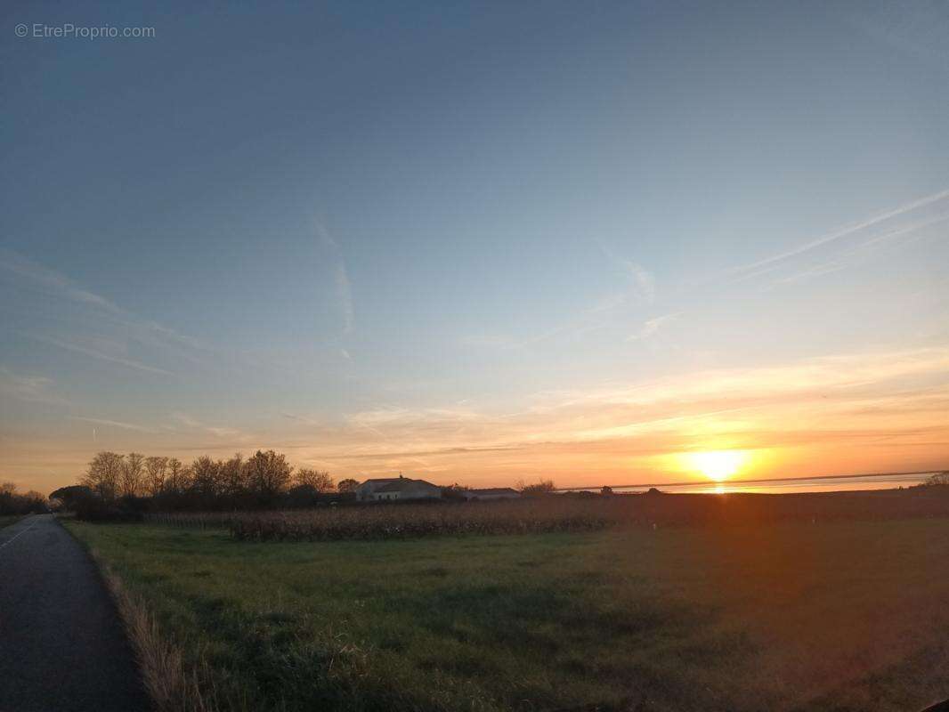 Maison à CHENAC-SAINT-SEURIN-D&#039;UZET