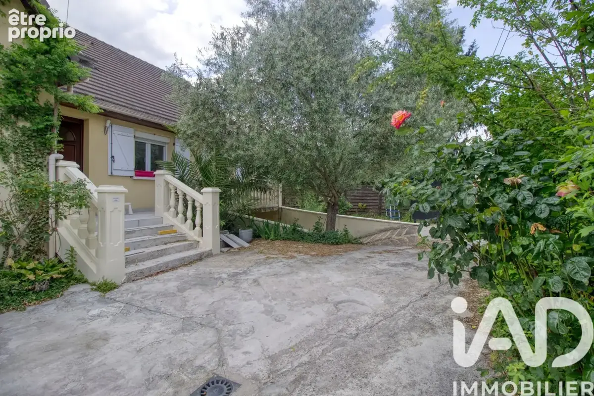Photo 1 - Maison à MONTIGNY-LES-CORMEILLES
