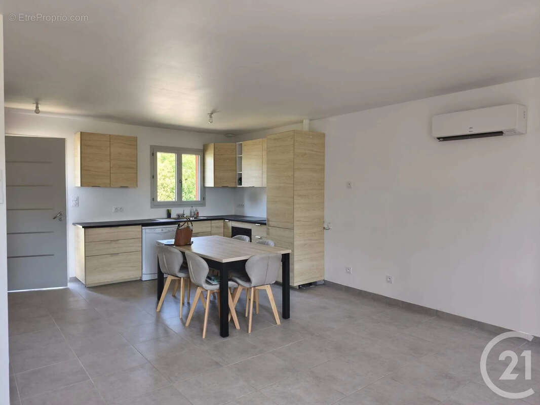 Maison 75 m² à Montesquieu-Volvestre  - photo 4