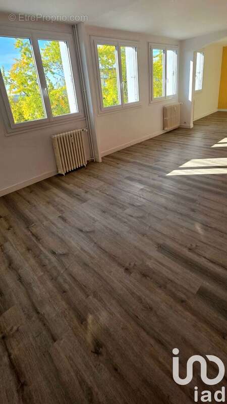 Photo 5 - Appartement à AURILLAC