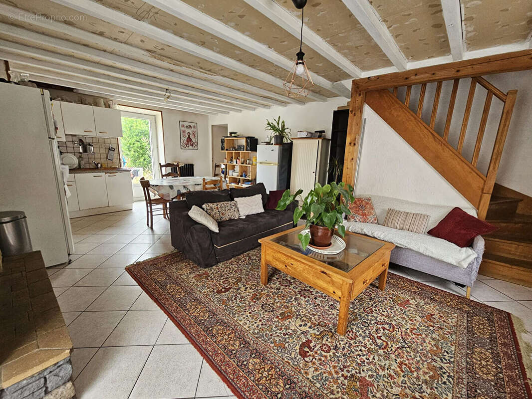 Maison à SAINT-SEBASTIEN-SUR-LOIRE